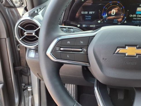 Used 2025 Chevrolet Equinox LT w/ Convenience Package II image 20