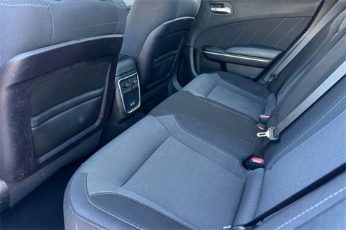 Used 2019 Dodge Charger SXT image 12