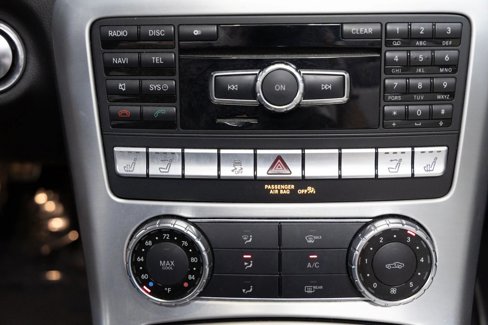 Used 2014 Mercedes-Benz SLK 250 image 28