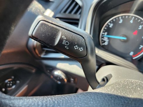 Used 2021 Ford EcoSport SE w/ SE Convenience Package image 25
