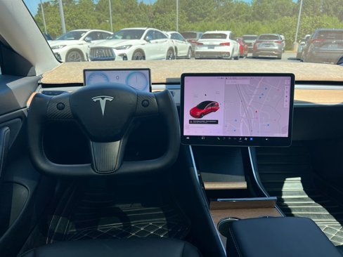 Used 2019 Tesla Model 3 Long Range image 17