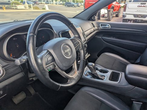 Used 2020 Jeep Grand Cherokee Altitude image 17