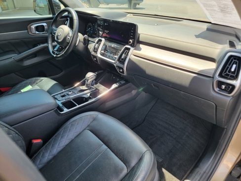 Used 2021 Kia Sorento SX Prestige image 14