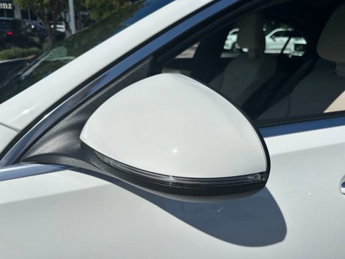 Used 2025 Mercedes-Benz C 300 Sedan image 12