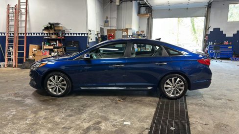 Used 2017 Hyundai Sonata Sport w/ Value Edition Package 02 image 25