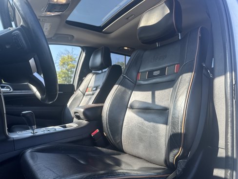 Used 2011 Jeep Grand Cherokee 70th Anniversary image 26