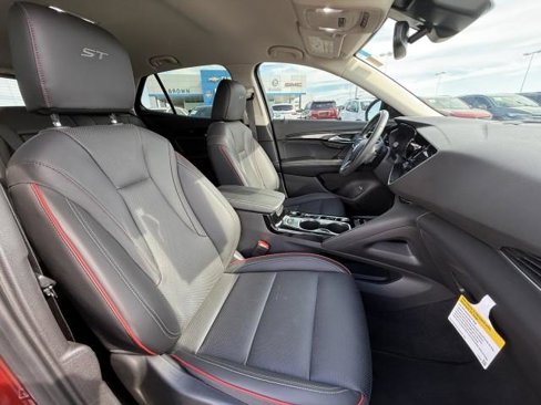Certified 2023 Buick Envision Essence w/ Sport Touring Package image 22