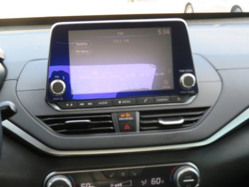 Used 2019 Nissan Altima 2.5 SV image 26