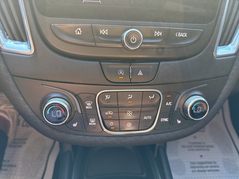Used 2020 Chevrolet Malibu LT image 20