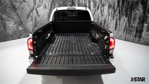 Used 2022 Toyota Tacoma SR5 image 23