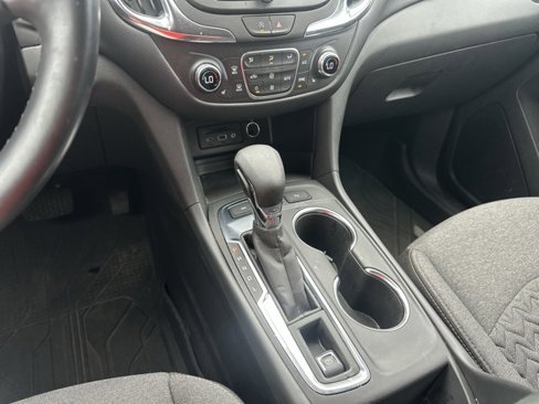 Used 2024 Chevrolet Equinox LT image 19
