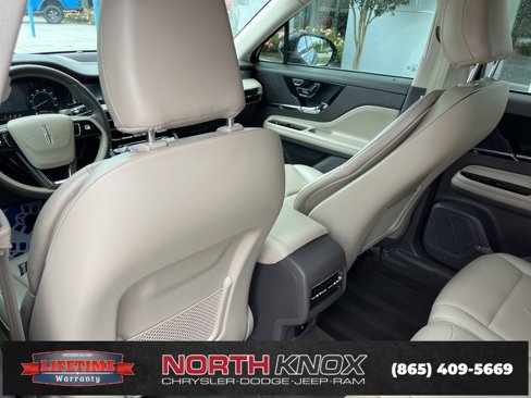 Used 2021 Lincoln Corsair FWD w/ Premium Package image 19