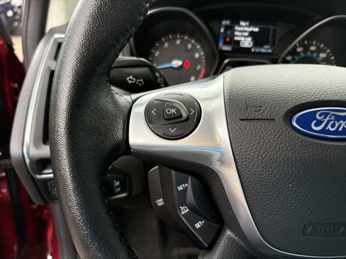 Used 2014 Ford Focus Titanium image 25