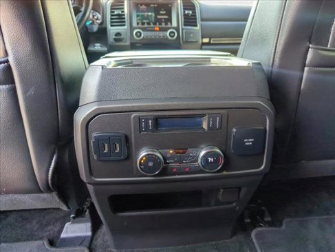 Used 2018 Ford Expedition Limited image 14