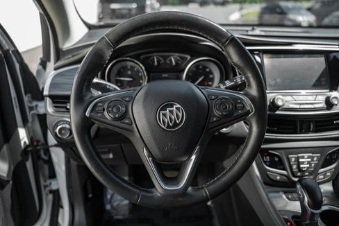 Used 2019 Buick Envision Essence image 30