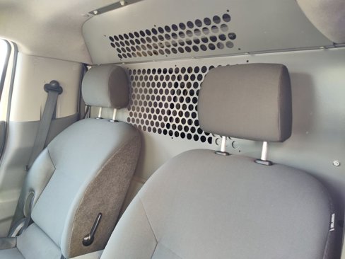 Used 2020 Nissan NV200 SV image 30