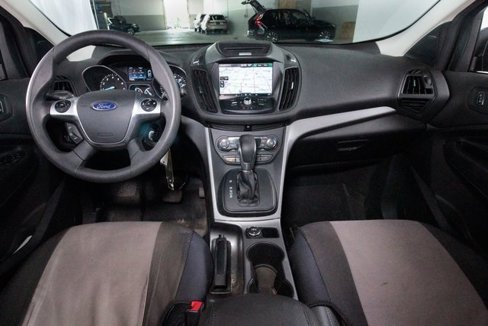 Used 2015 Ford Escape SE w/ SE Chrome Package image 8