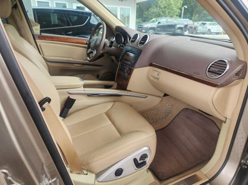 Used 2009 Mercedes-Benz GL 320 BlueTEC 4MATIC image 21