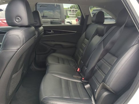 Used 2020 Kia Sorento EX image 13