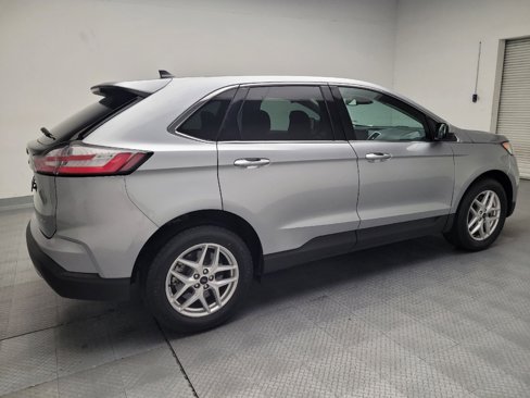 Used 2024 Ford Edge SEL image 10