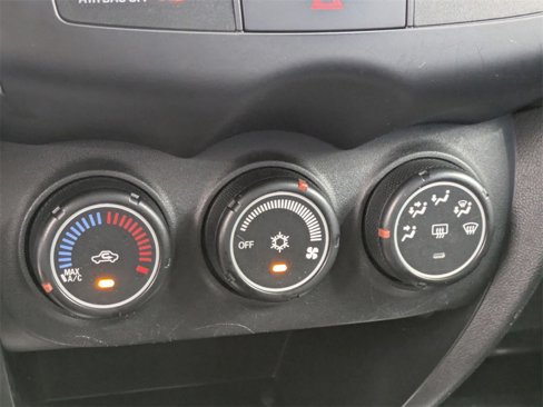 Used 2014 Mitsubishi Outlander Sport ES image 21