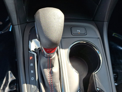 Used 2023 Chevrolet Equinox RS w/ RS Leather Package image 14