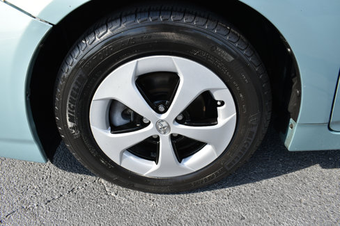Used 2015 Toyota Prius Three image 37