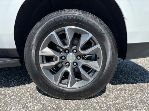 Used 2021 Chevrolet Suburban LT w/ Rear Media and Nav Package image 33