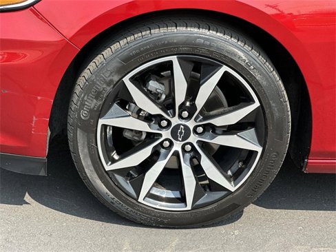 Used 2023 Chevrolet Malibu RS image 32