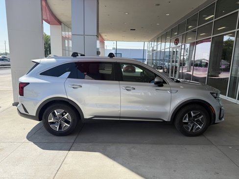 Used 2022 Kia Sorento S image 1