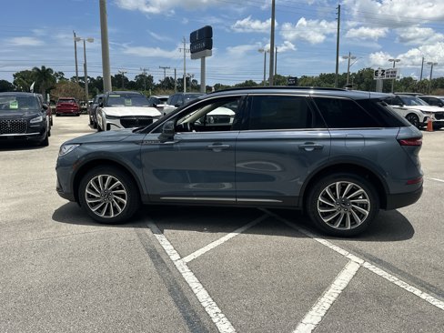 New 2025 Lincoln Corsair Reserve image 10