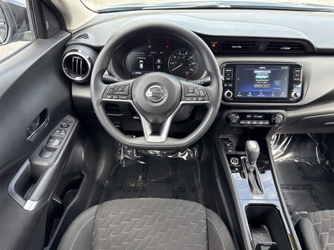 Used 2021 Nissan Kicks SV image 12