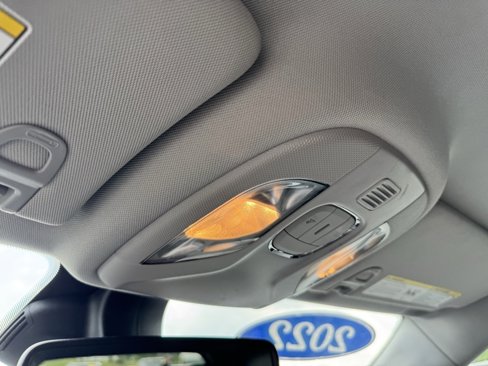 Used 2022 Jeep Compass Limited image 28