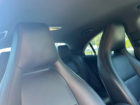 Used 2015 Mercedes-Benz CLA 250 image 26