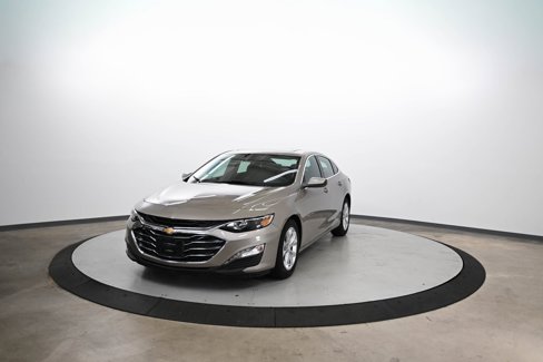 Used 2023 Chevrolet Malibu LT image 4