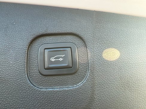 Used 2017 GMC Terrain Denali image 25