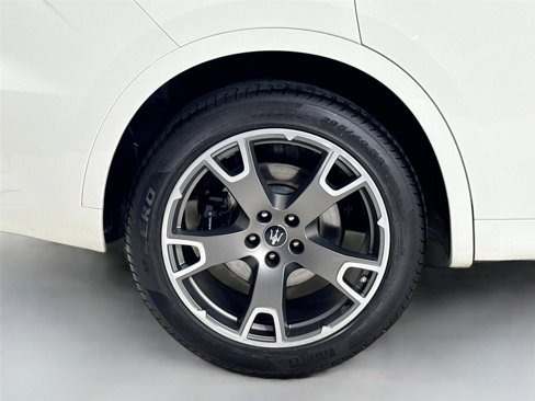 Used 2023 Maserati Levante Modena image 37