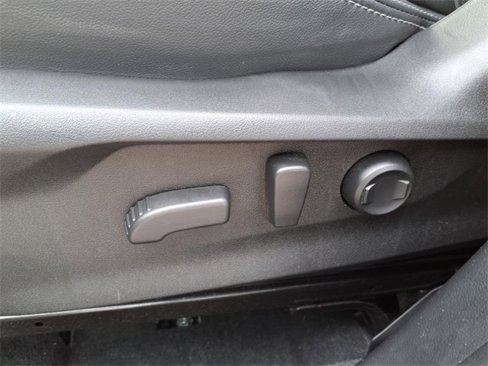 Used 2023 Subaru Forester Limited image 12