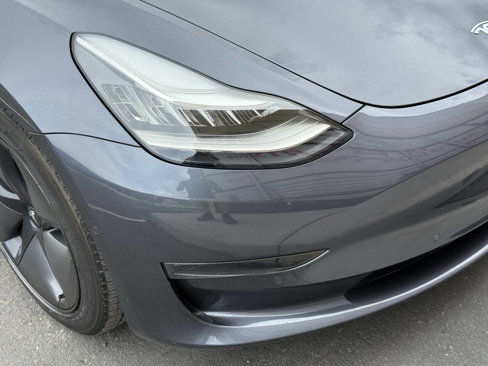 Used 2018 Tesla Model 3 Mid Range image 34