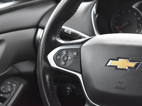 Used 2022 Chevrolet Traverse LT image 18
