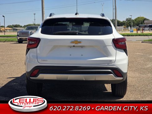 Used 2024 Chevrolet Trax LT image 6