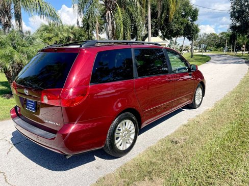 Used 2008 Toyota Sienna XLE Limited image 6