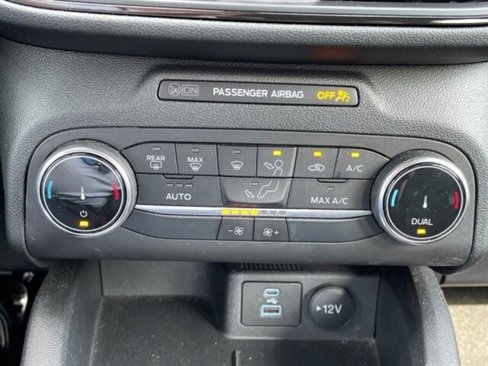 Used 2023 Ford Escape ST-Line image 23