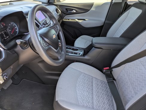 Used 2022 Chevrolet Equinox LS image 24