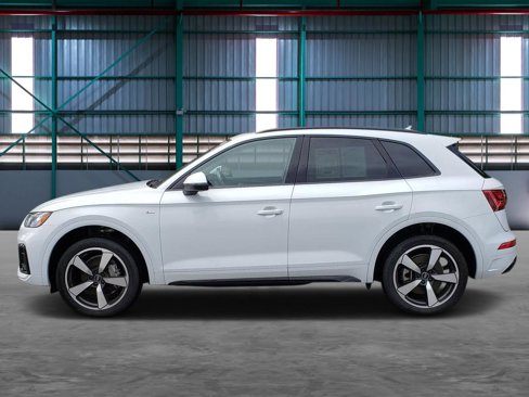 Used 2022 Audi Q5 2.0T Premium Plus w/ Premium Plus Package image 2