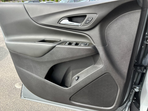 Certified 2024 Chevrolet Equinox LT w/ LPO, Floor Liner Package image 24