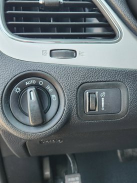 Used 2020 Dodge Journey SE w/ SE Popular Equipment Group image 16