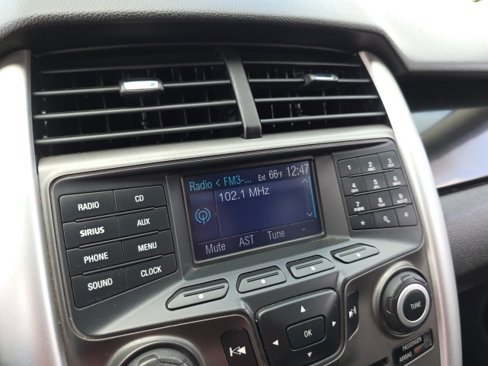 Used 2013 Ford Edge SE image 21