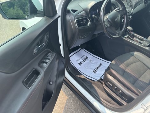Certified 2022 Chevrolet Equinox RS image 7