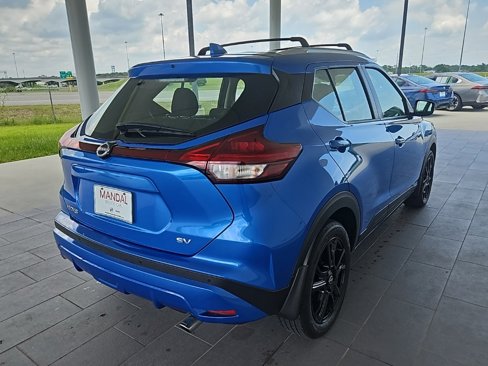 Used 2024 Nissan Kicks SV image 7